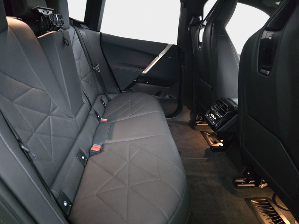 Used 2024 BMW iX xDrive50 w/ Premium Package image 13