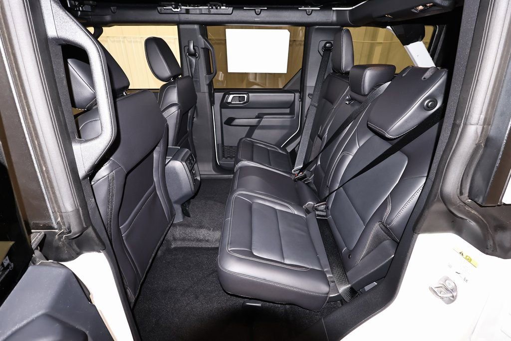 New 2026 Ford Bronco Outer Banks image 13