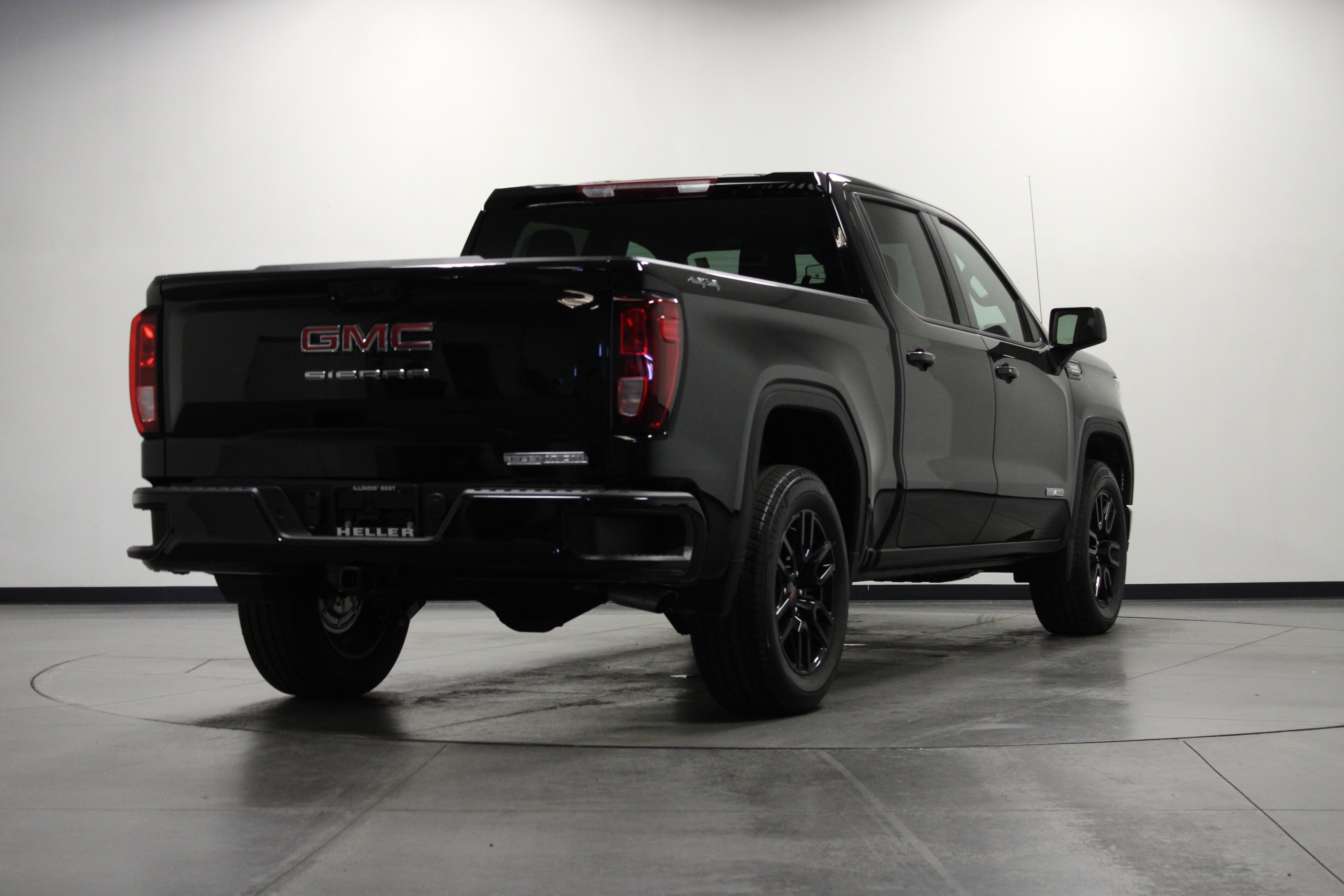 New 2026 GMC Sierra 1500 Elevation w/ Max Trailering Package AWD/4WD image 4
