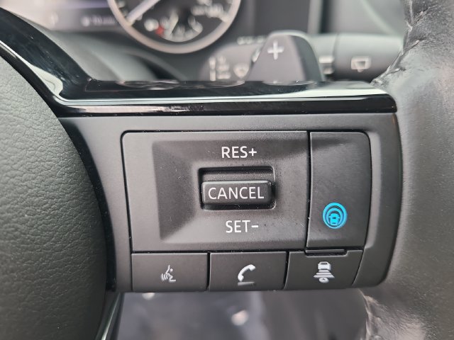 Used 2023 Nissan Rogue SV w/ SV Premium B Package FWD image 28