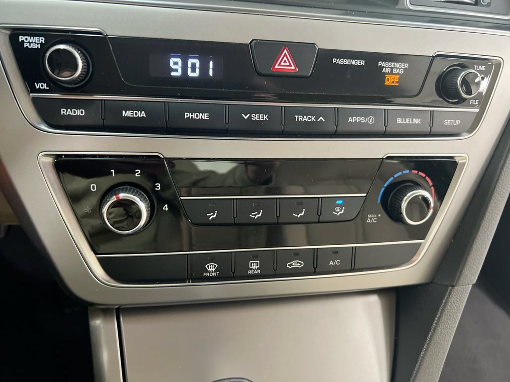 Used 2016 Hyundai Sonata SE FWD image 16