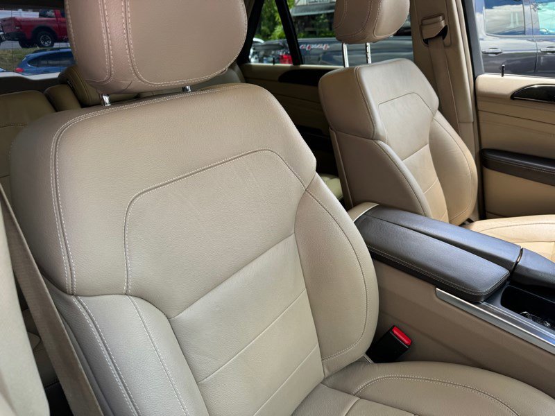 Used 2015 Mercedes-Benz ML 400 4MATIC image 7