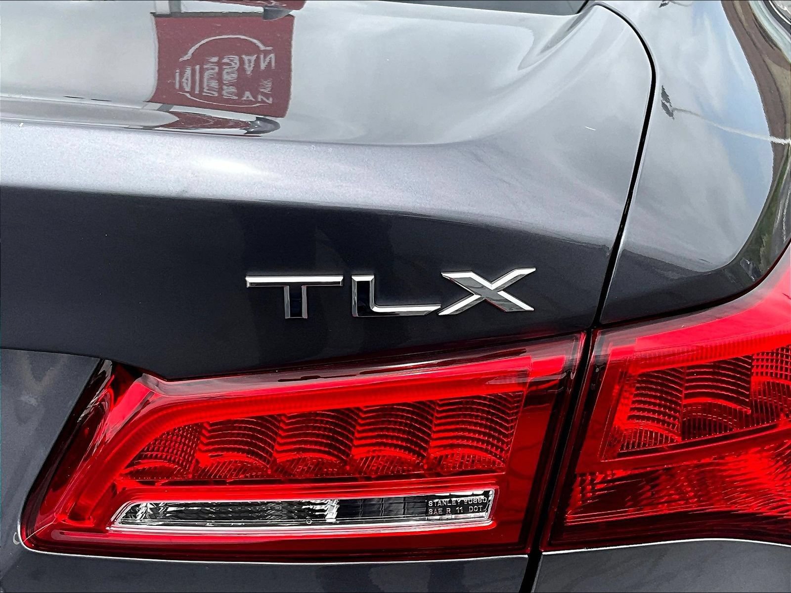 Used 2018 Acura TLX V6 FWD image 26