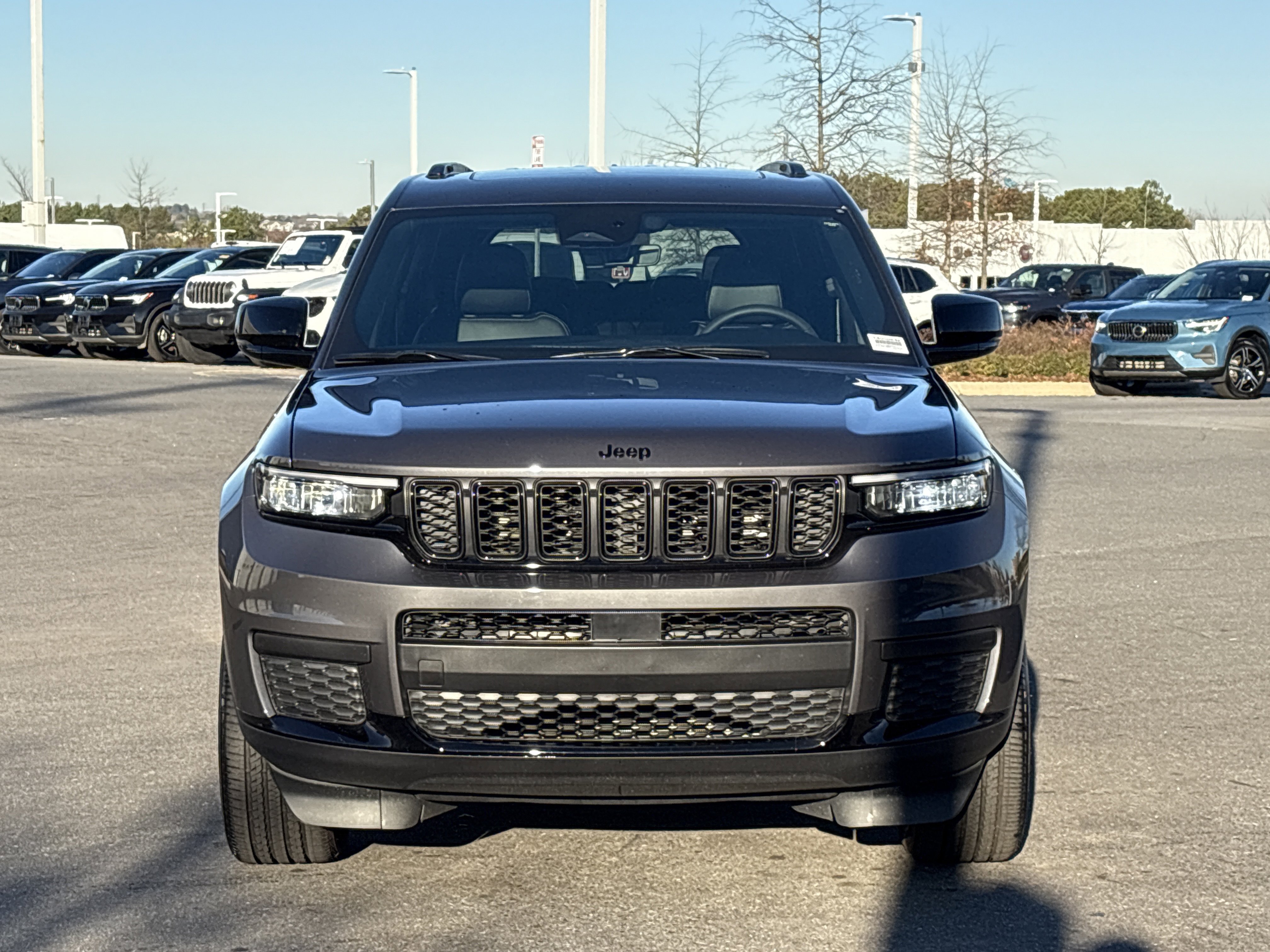 Certified 2025 Jeep Grand Cherokee L Altitude image 3