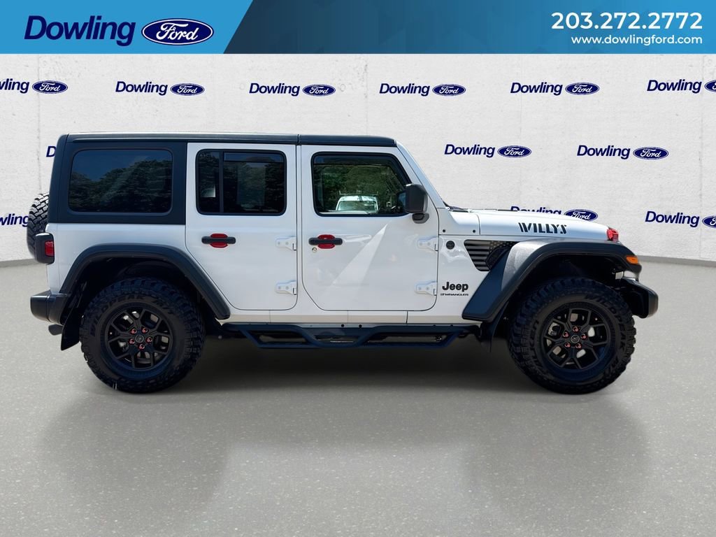 Used 2025 Jeep Wrangler Unlimited Sport AWD/4WD image 9