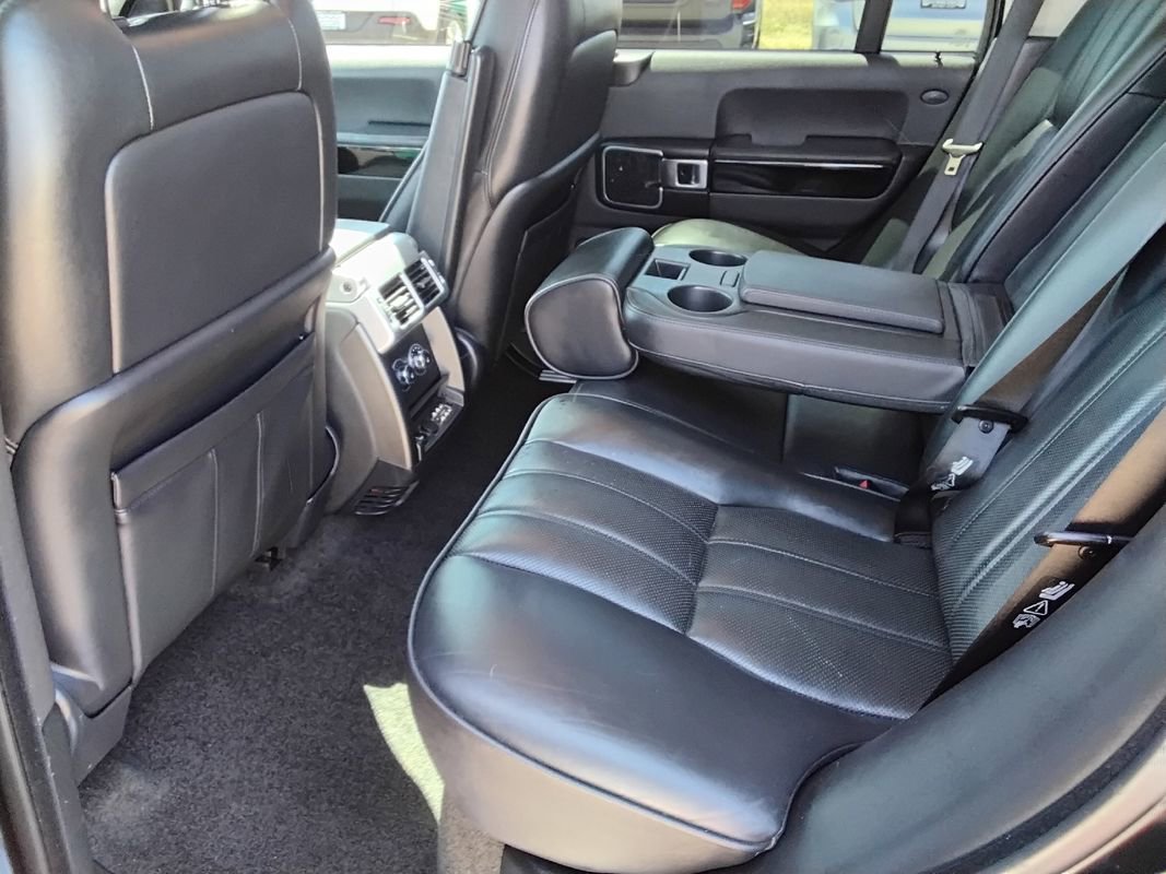 Used 2011 Land Rover Range Rover Supercharged AWD/4WD image 21