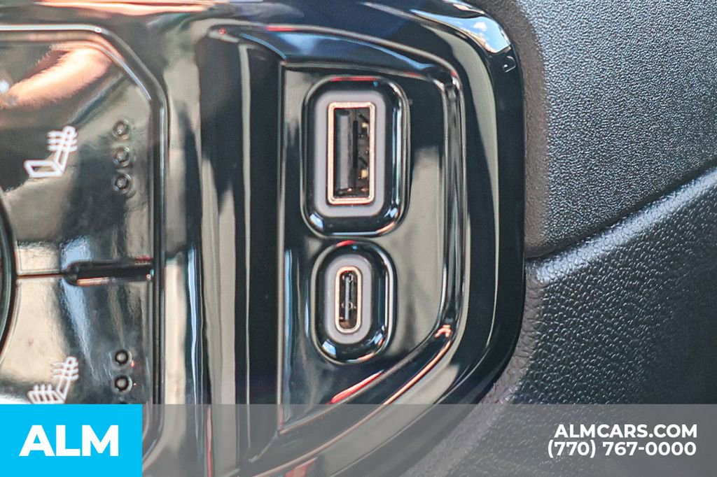 Used 2023 GMC Sierra 1500 Elevation image 40