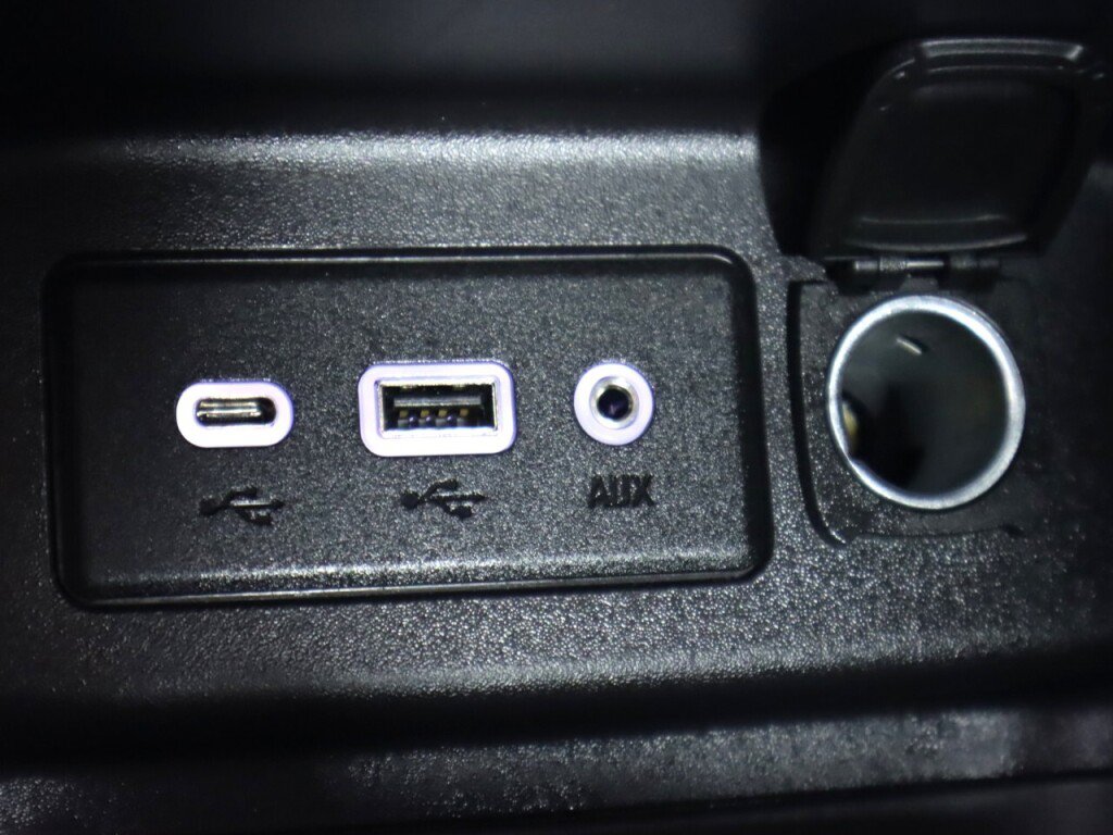 Used 2024 Chevrolet Equinox LT AWD/4WD image 25