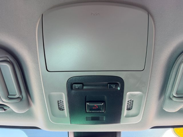 Used 2024 Toyota Camry SE FWD image 31