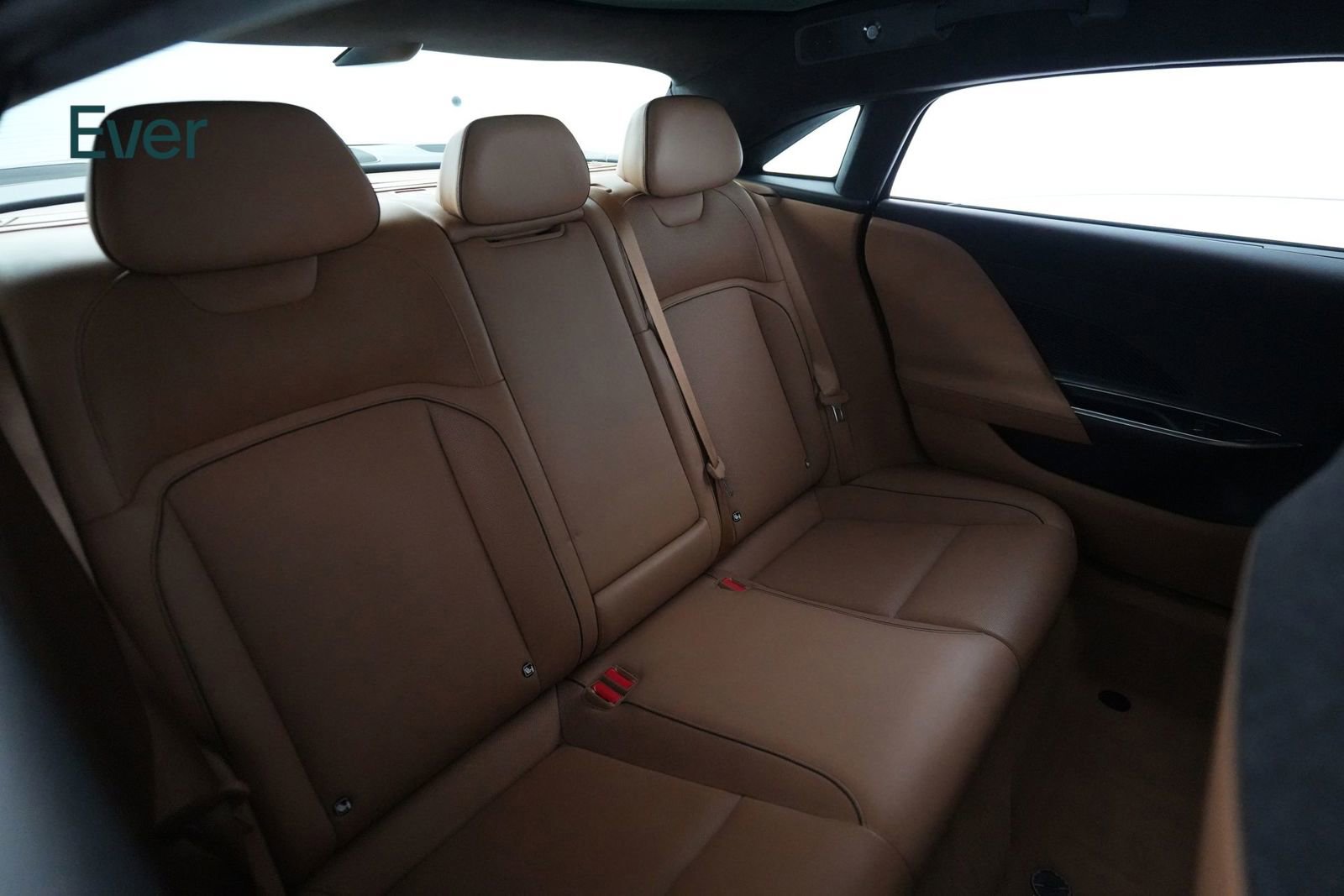 Used 2023 Lucid Air Touring image 5