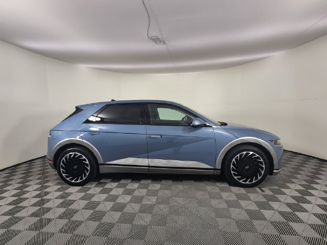 Certified 2023 Hyundai Ioniq 5 Limited AWD/4WD image 6