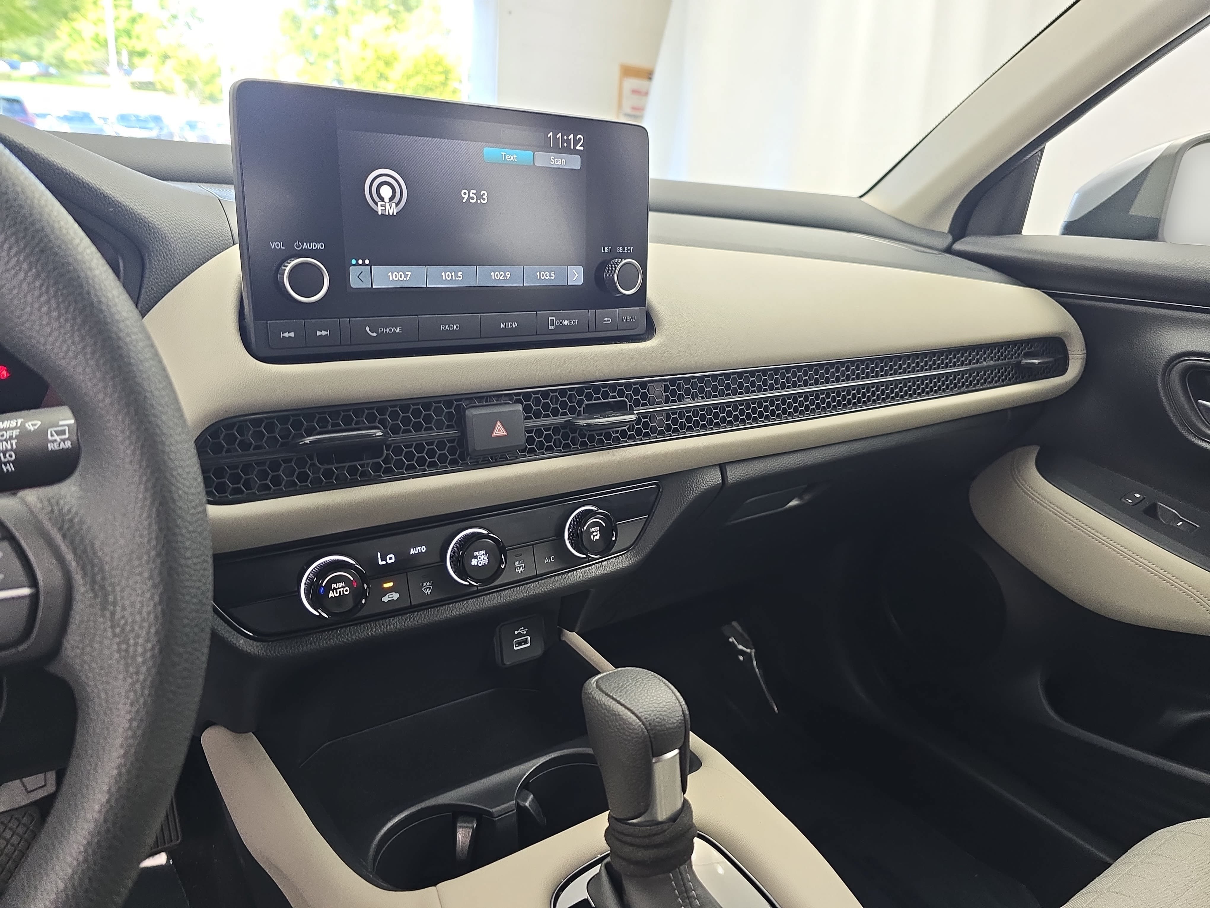 Used 2024 Honda HR-V LX image 19