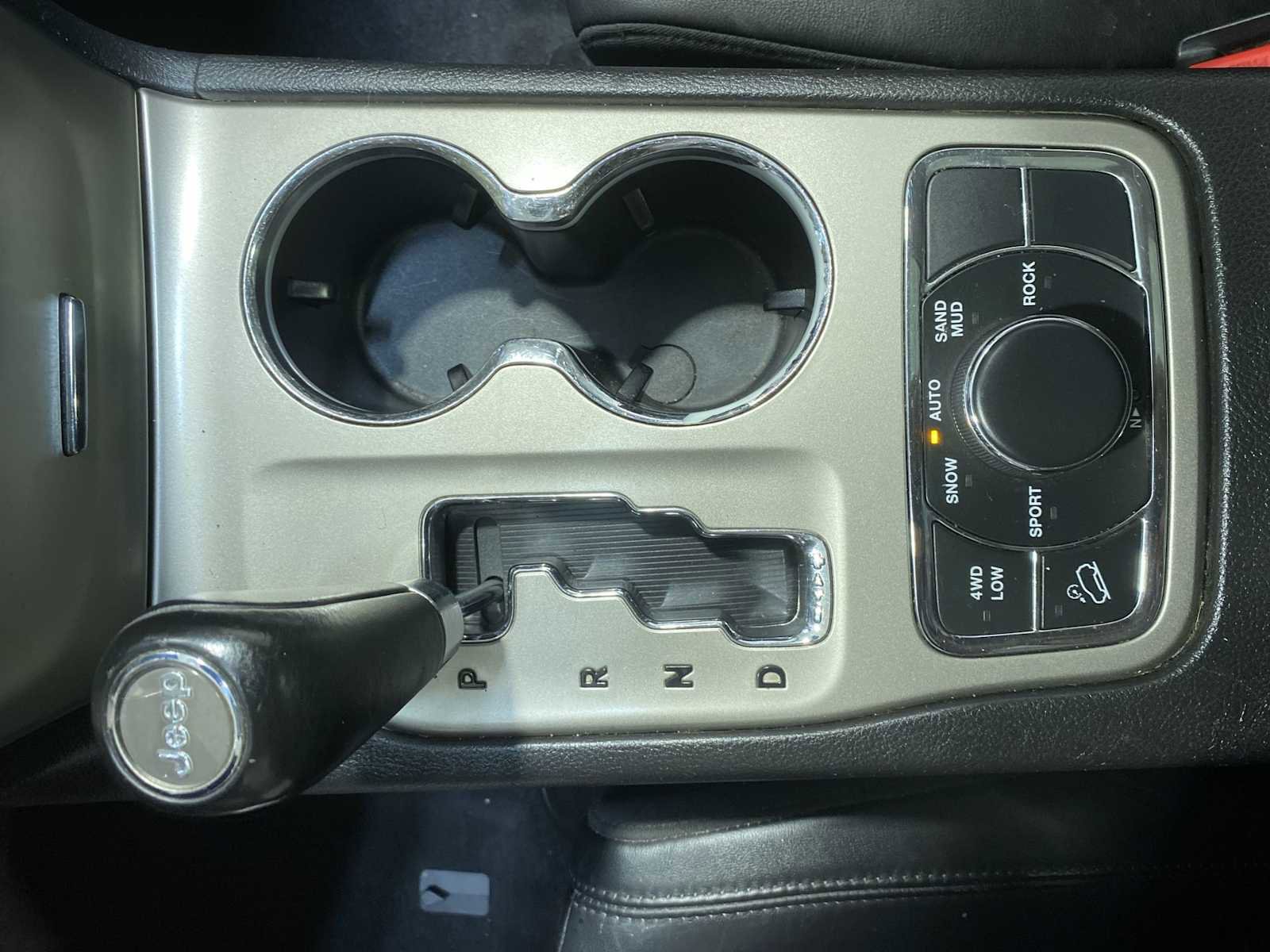 Used 2012 Jeep Grand Cherokee Limited image 17