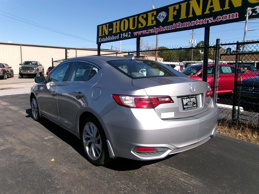 Used 2017 Acura ILX w/ Premium Package image 12