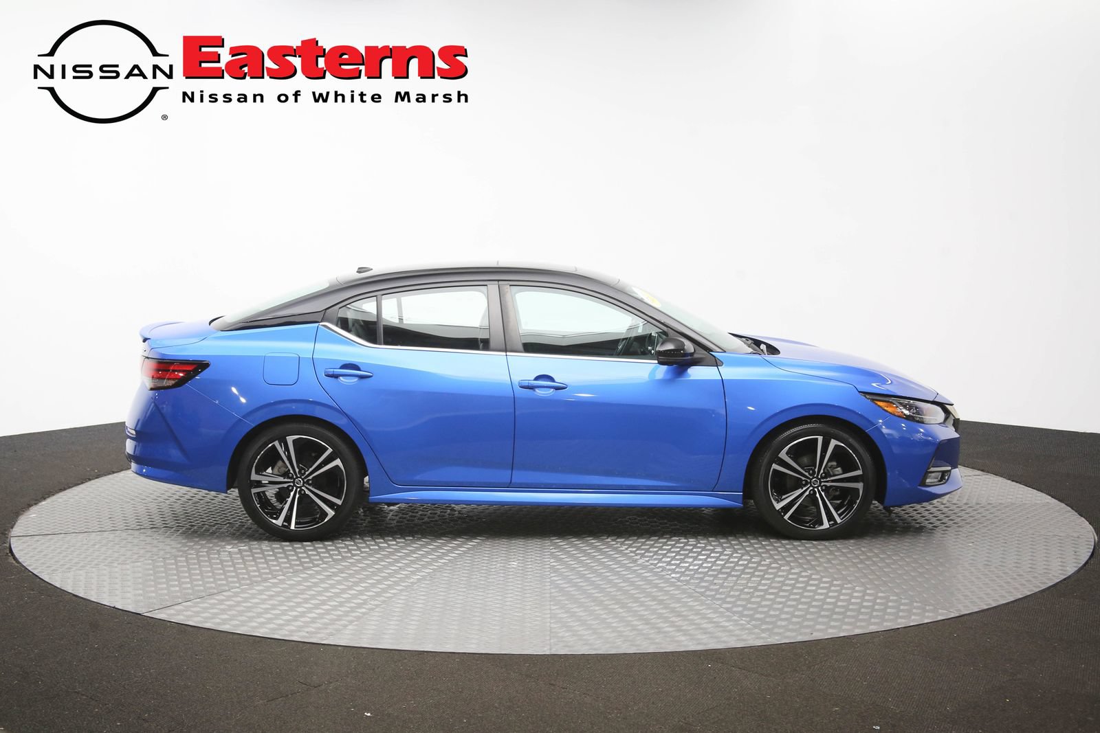 Used 2022 Nissan Sentra SR w/ SR Premium Package FWD image 44