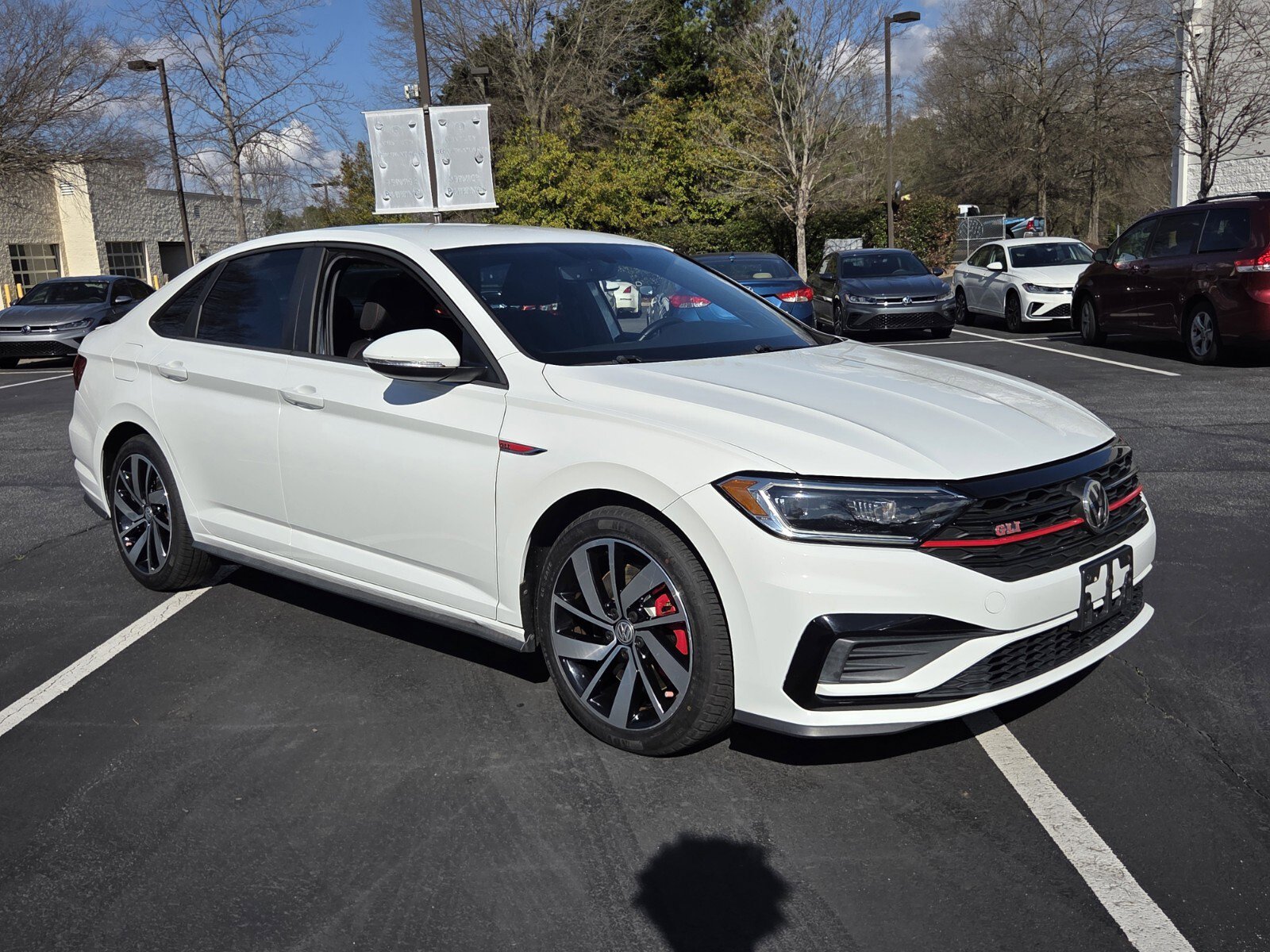 Used 2019 Volkswagen Jetta GLI image 3