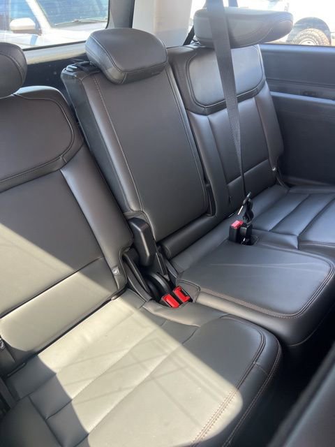 Used 2025 Ford Expedition Max Active image 9