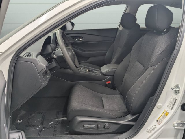 Used 2025 Honda Accord SE image 12