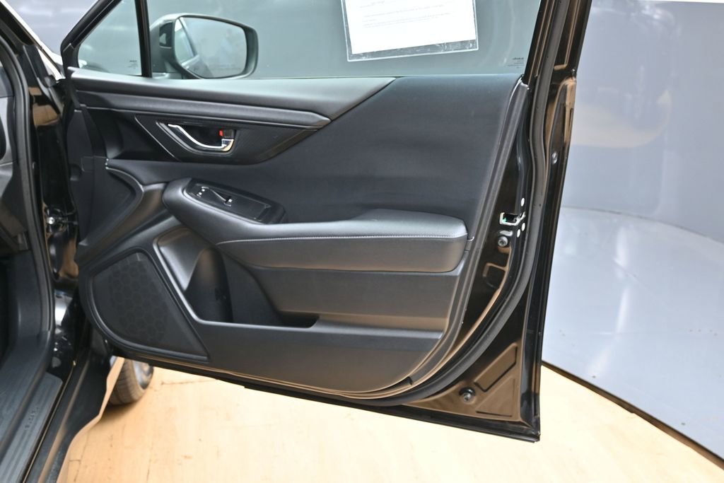 Used 2023 Subaru Outback Premium AWD/4WD image 35