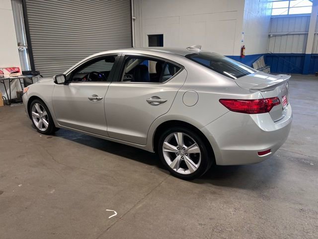 Used 2015 Acura ILX w/ Premium Package image 4