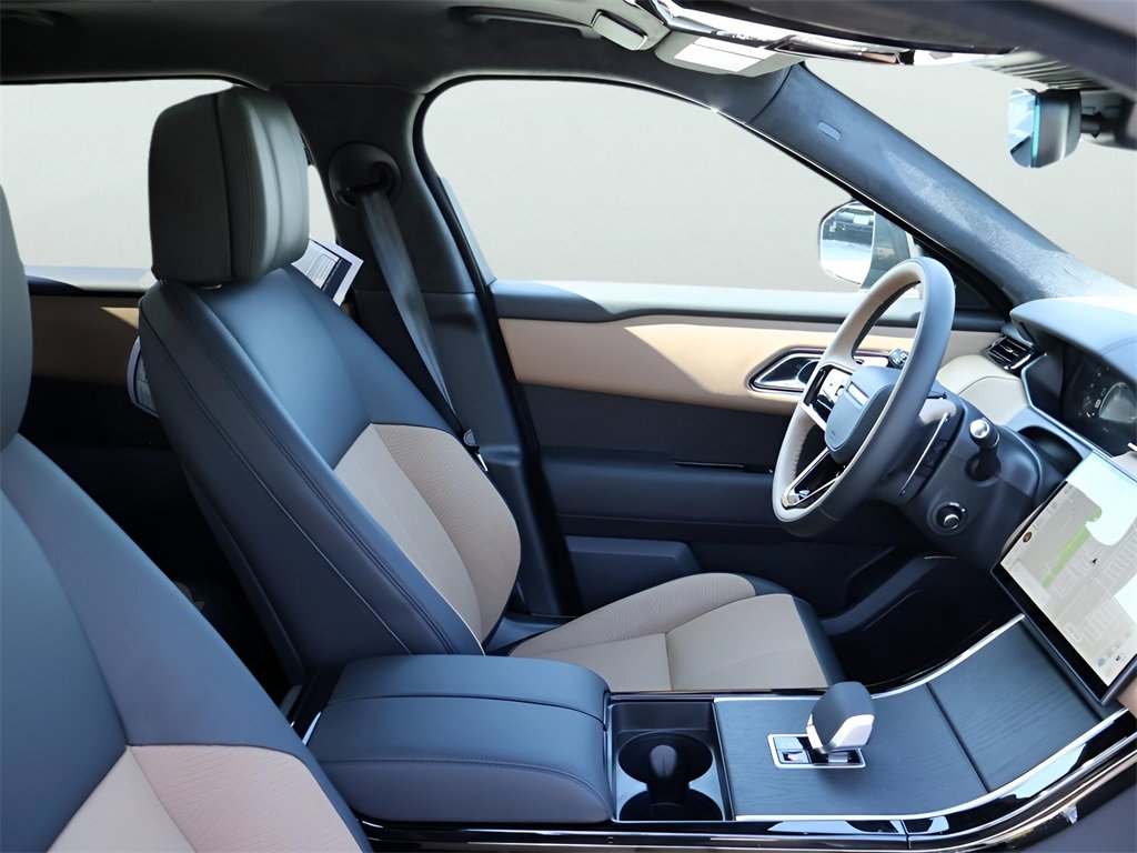 New 2026 Land Rover Range Rover Velar Autobiography image 10