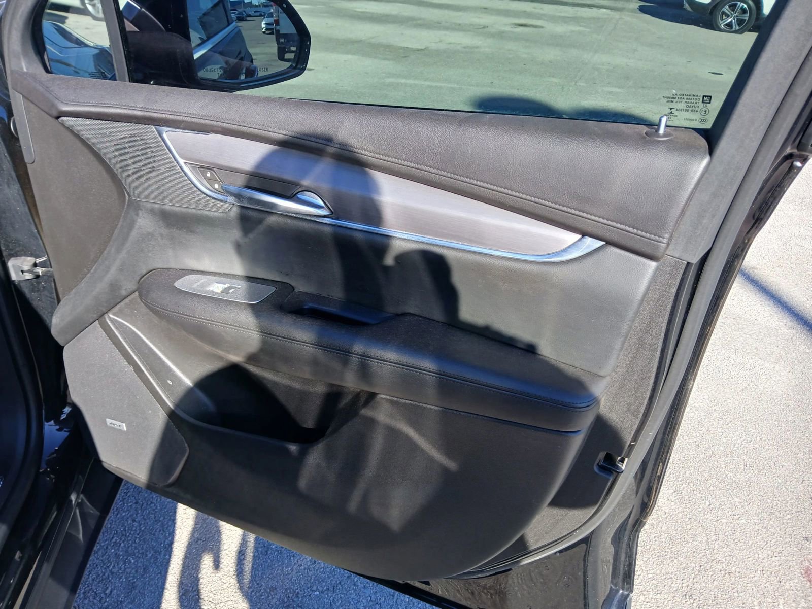 Used 2017 Cadillac XT5 Luxury w/ Driver Awareness Package image 18