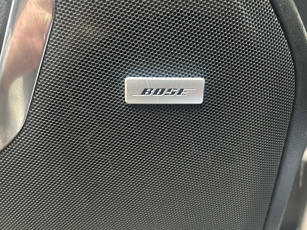 Used 2023 Chevrolet Suburban Z71 image 21