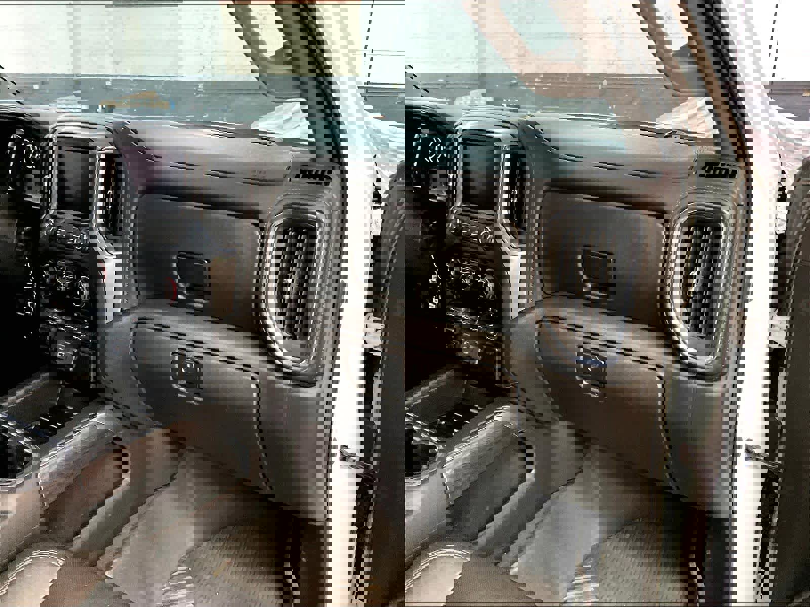 Used 2021 Chevrolet Silverado 1500 LTZ image 17