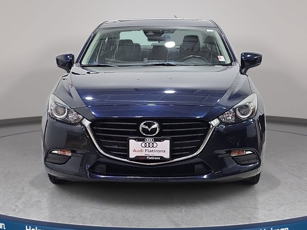 Used 2018 MAZDA MAZDA3 Touring FWD image 3