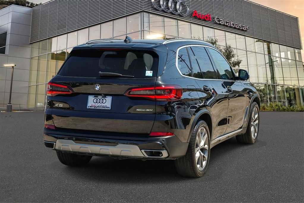 Used 2022 BMW X5 sDrive40i w/ Parking Assistance Package image 4