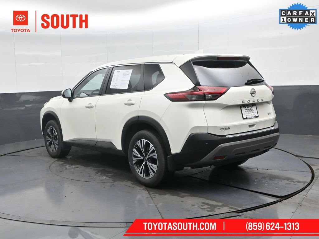 Used 2023 Nissan Rogue SV image 8
