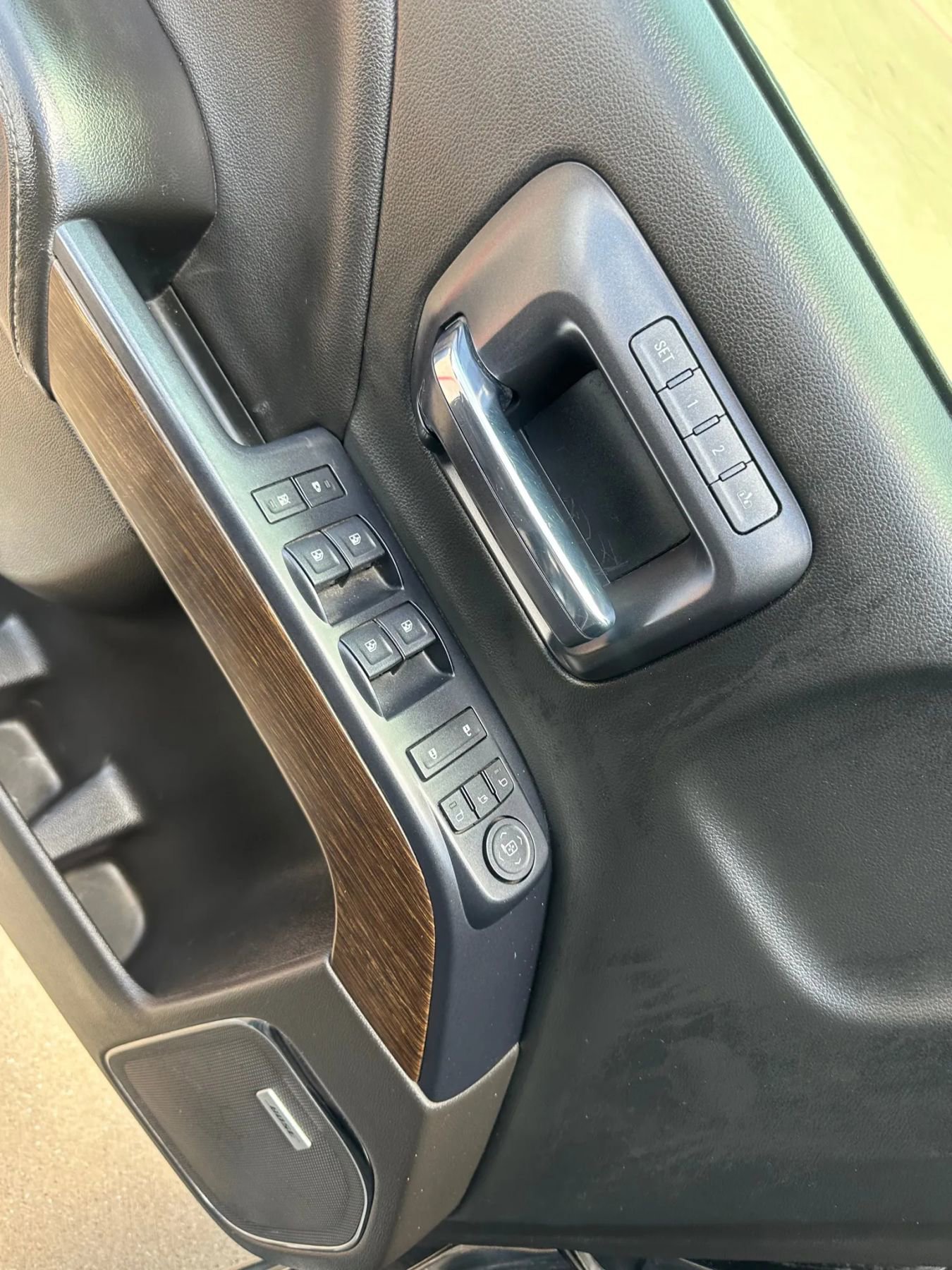 Used 2018 GMC Sierra 3500 Denali w/ Duramax Plus Package image 30
