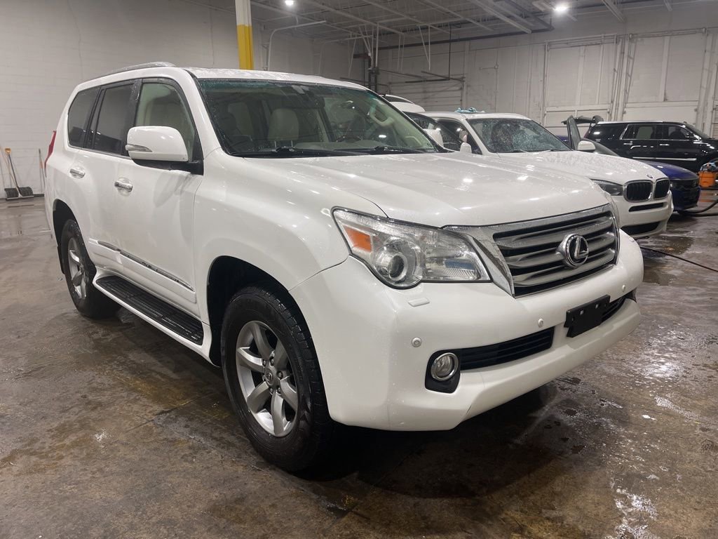 Used 2013 Lexus GX 460 Premium image 3