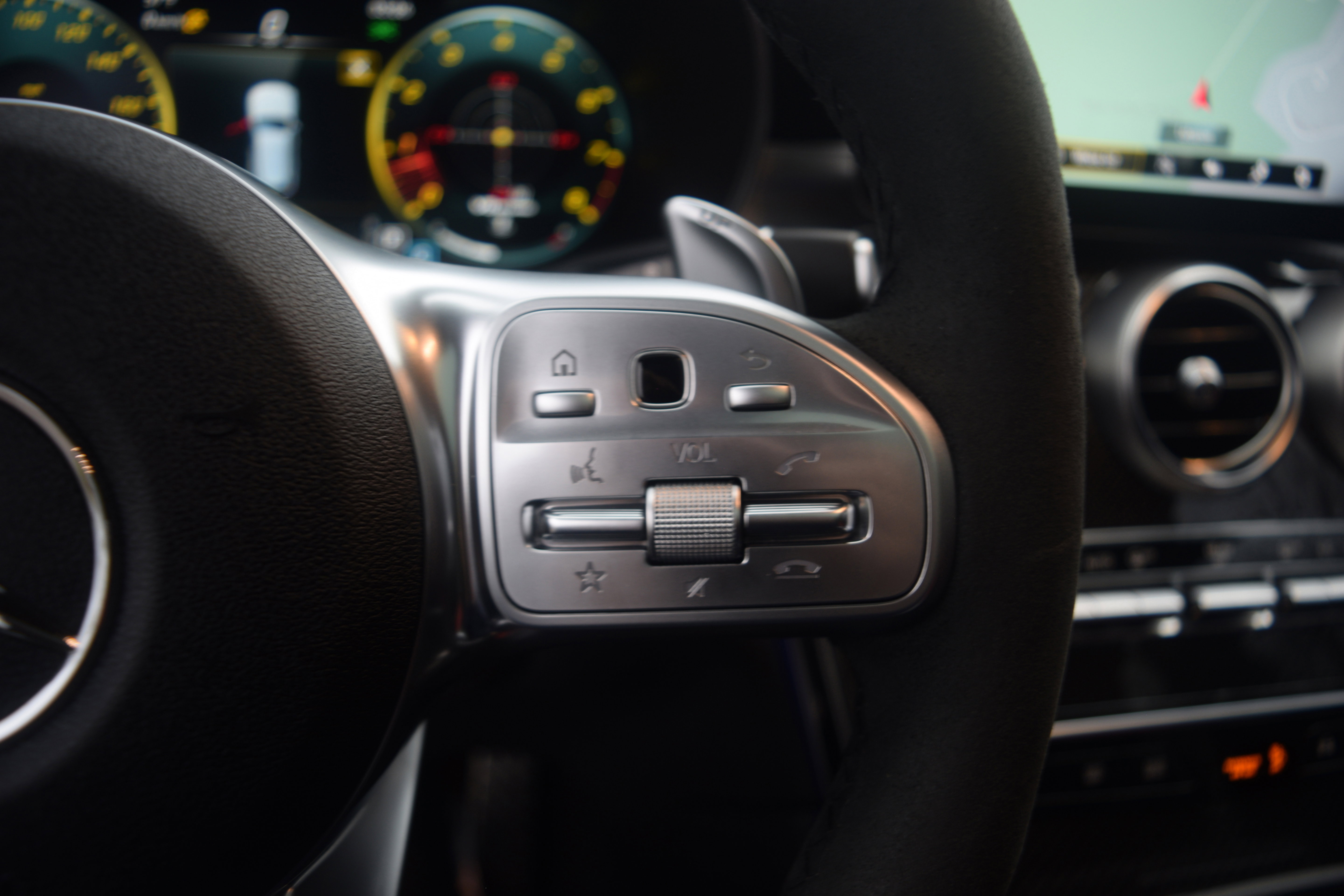 Used 2021 Mercedes-Benz GLC 63 AMG 4MATIC image 21