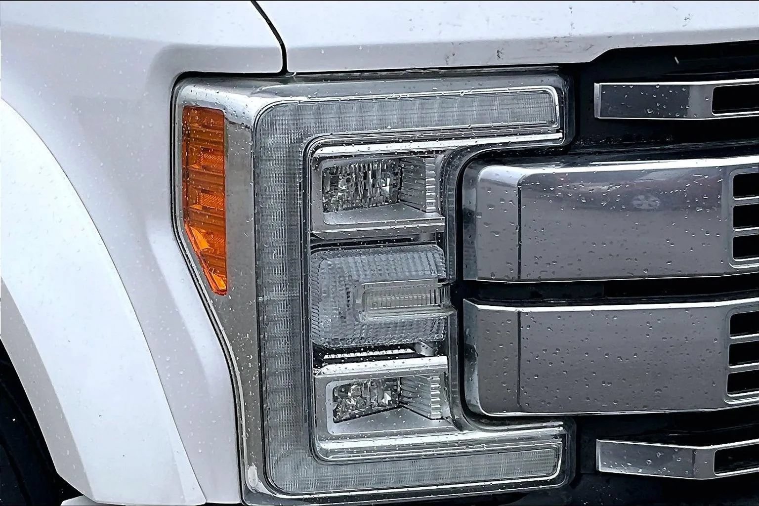 Used 2017 Ford F450 Platinum w/ Platinum Ultimate Package AWD/4WD image 36