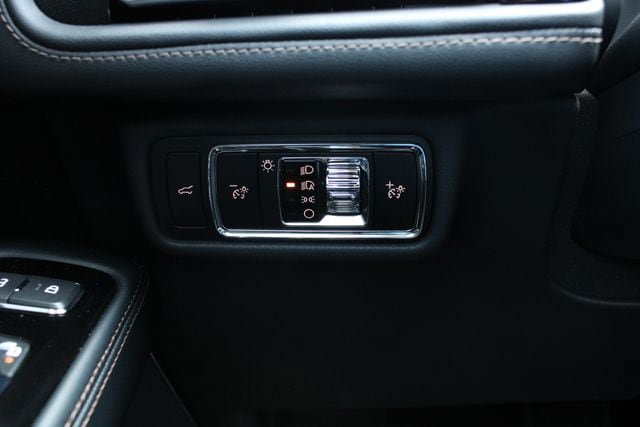 New 2026 Lincoln Aviator AWD image 38