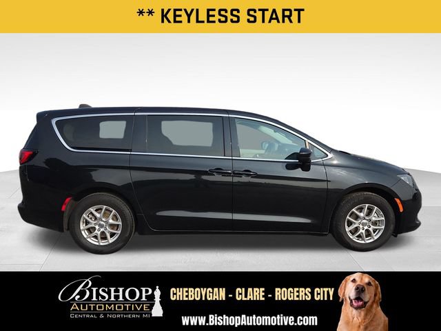Used 2023 Chrysler Voyager LX FWD image 13