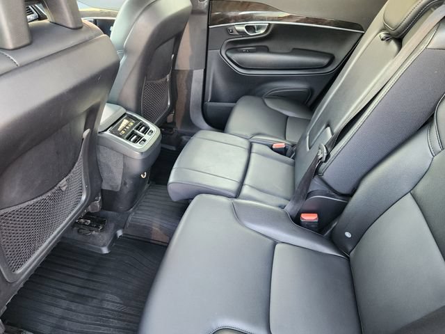 Used 2018 Volvo XC90 T5 Momentum FWD image 31