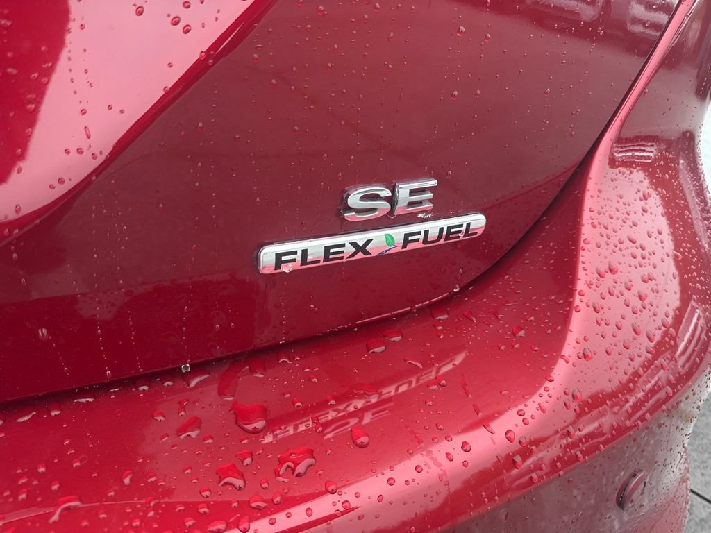 Used 2013 Ford Focus SE FWD image 28