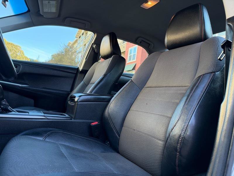 Used 2016 Toyota Camry SE FWD image 48