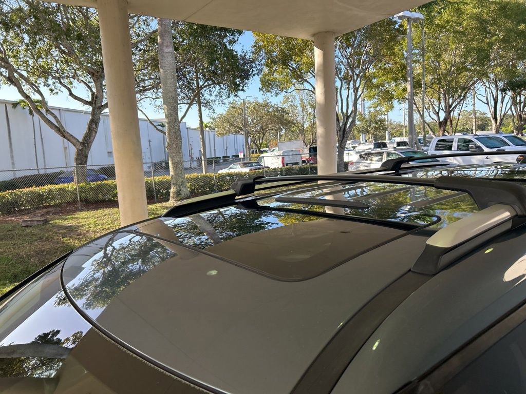 Used 2022 Kia Carnival SX Prestige image 16