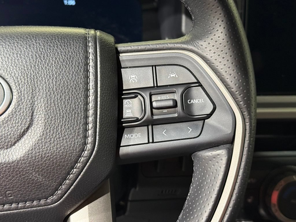 Certified 2025 Toyota 4Runner 4WD image 26