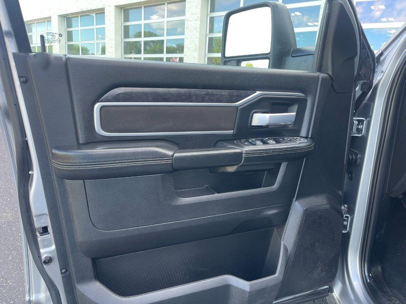 Used 2024 RAM 2500 Big Horn AWD/4WD image 10