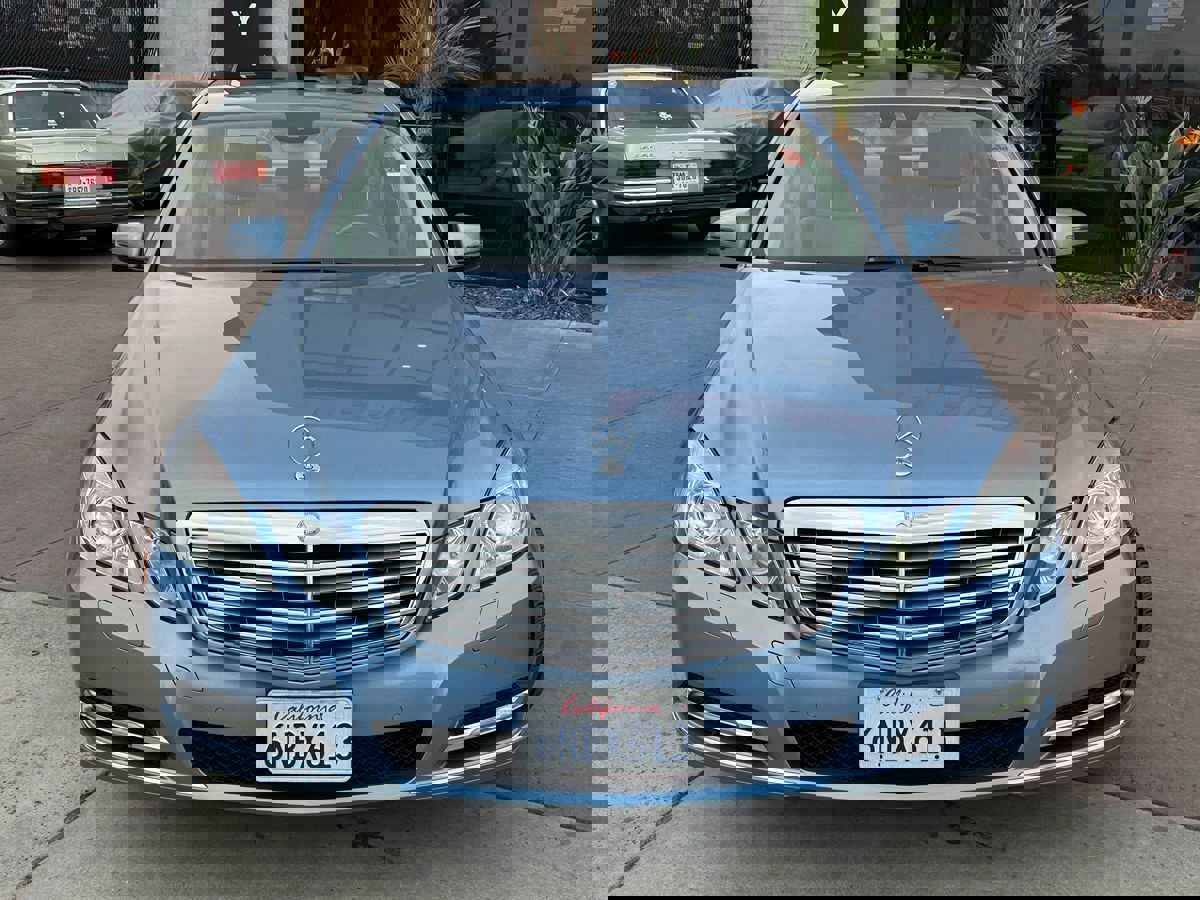 Used 2011 Mercedes-Benz E 550 Sedan image 10