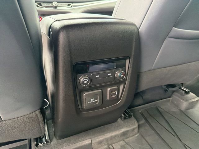 Used 2023 Buick Enclave Essence w/ Experience Buick Package image 21