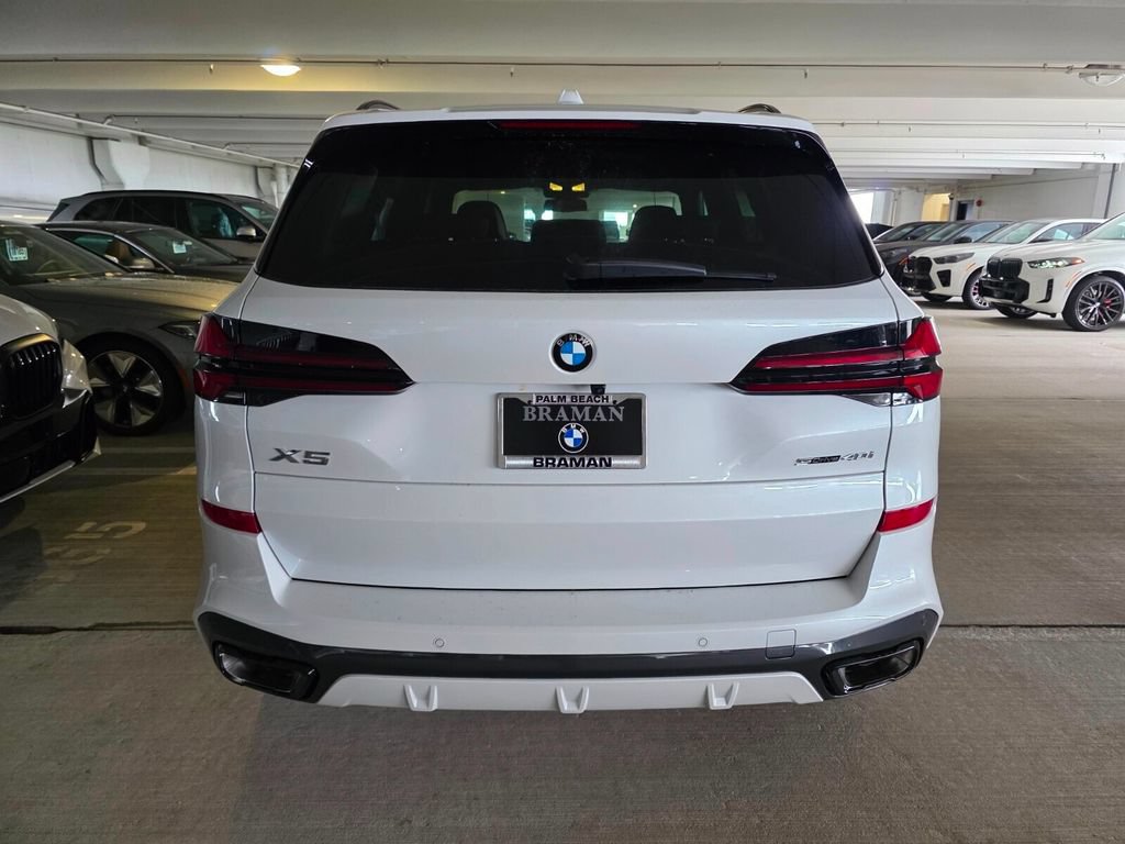 New 2026 BMW X5 sDrive40i w/ M Sport Package RWD image 5