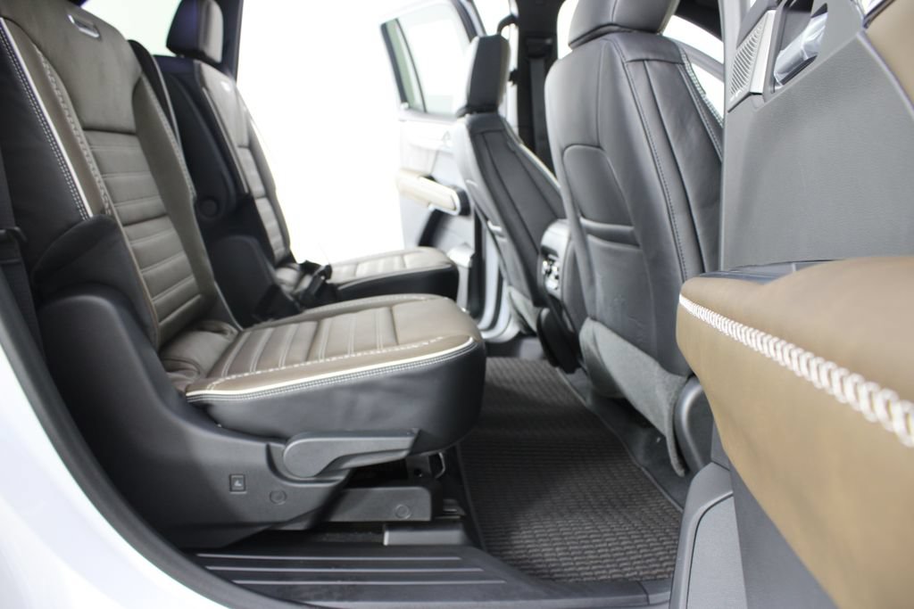 New 2026 GMC Acadia Denali Ultimate AWD/4WD image 25