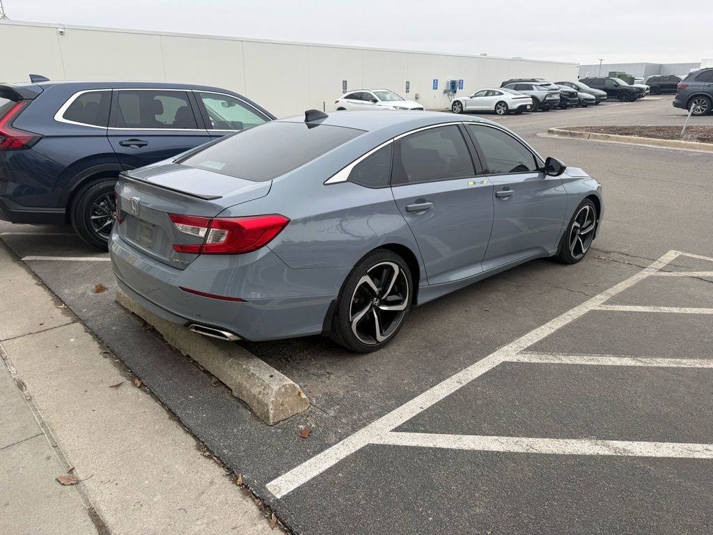 Used 2022 Honda Accord Sport image 8