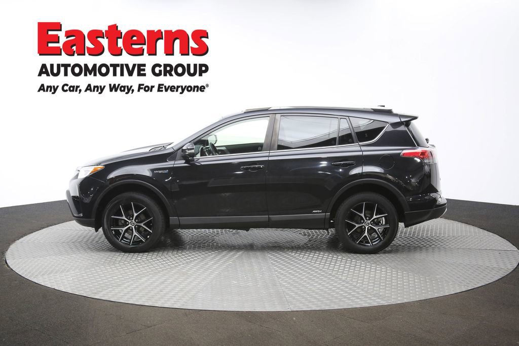 Used 2018 Toyota RAV4 SE image 47