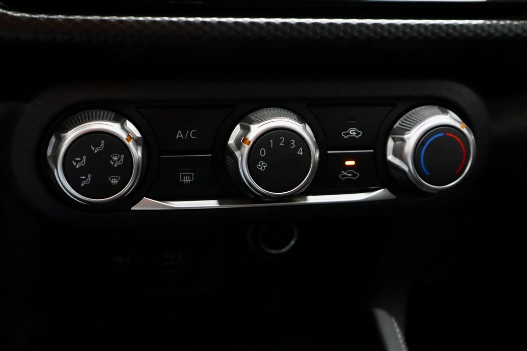 Certified 2024 Nissan Kicks SV image 31